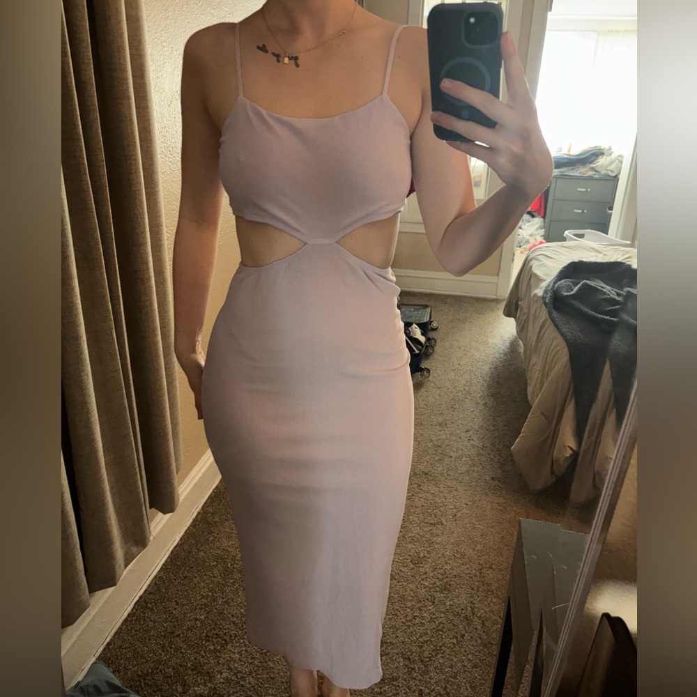 Elegant Lavender Cut-Out Dress